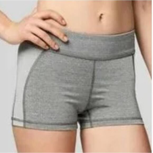 Aero Live Love Dream Yoga Athletic Shorts M Grey Stripe Activewear Compression - Picture 2 of 14